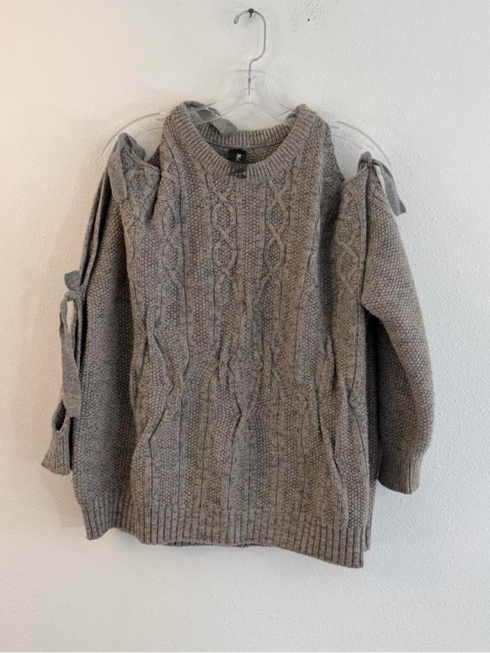 NAADAM Cozy Taupe Cable-Knit Cold-Shoulder Sweater with Tie Details
